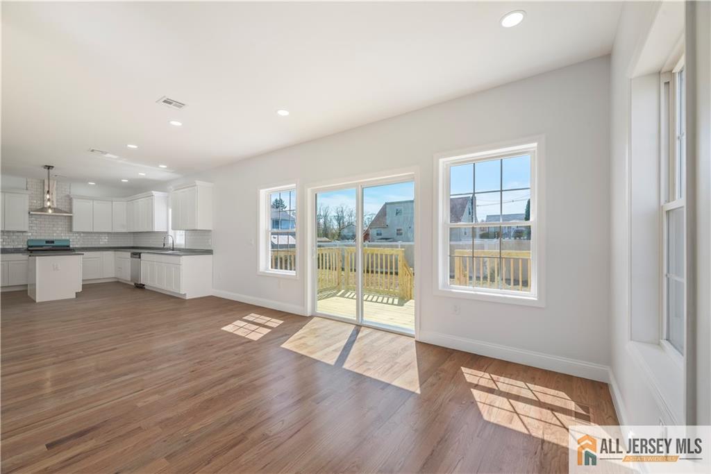 452 Raritan Boulevard, Old Bridge, New Jersey image 4