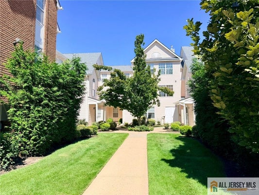 412 PLYMOUTH RD, NORTH BRUNSWICK, NJ 08902 - Image d3fa88bfa820a04af939101c330eb580/2065553473