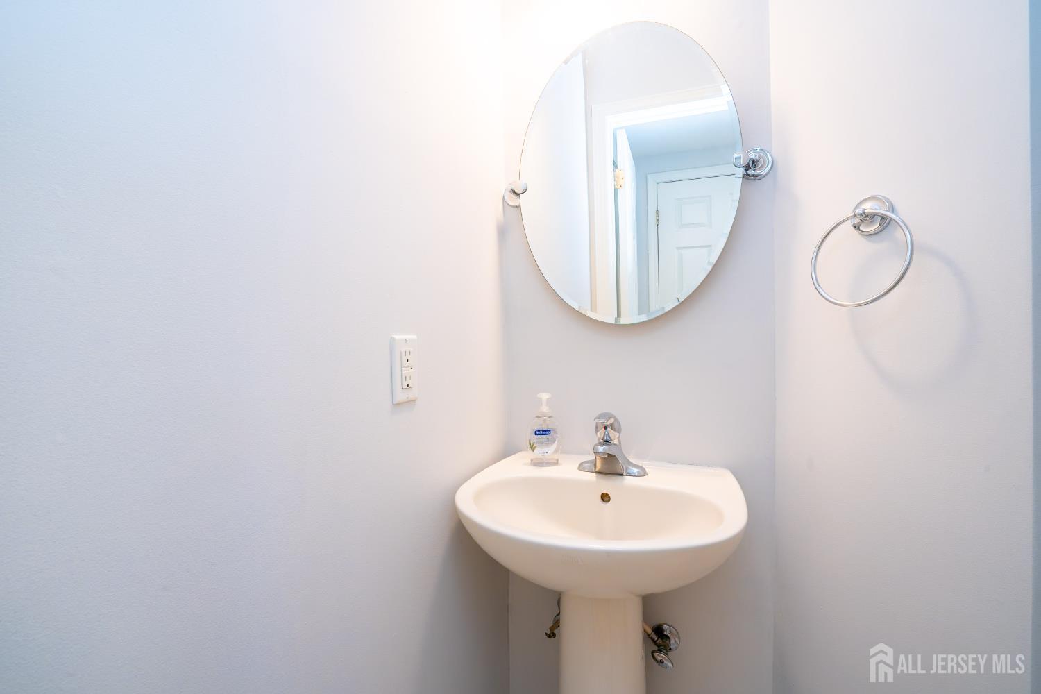 12 Elsie Drive, Plainsboro, New Jersey image 27