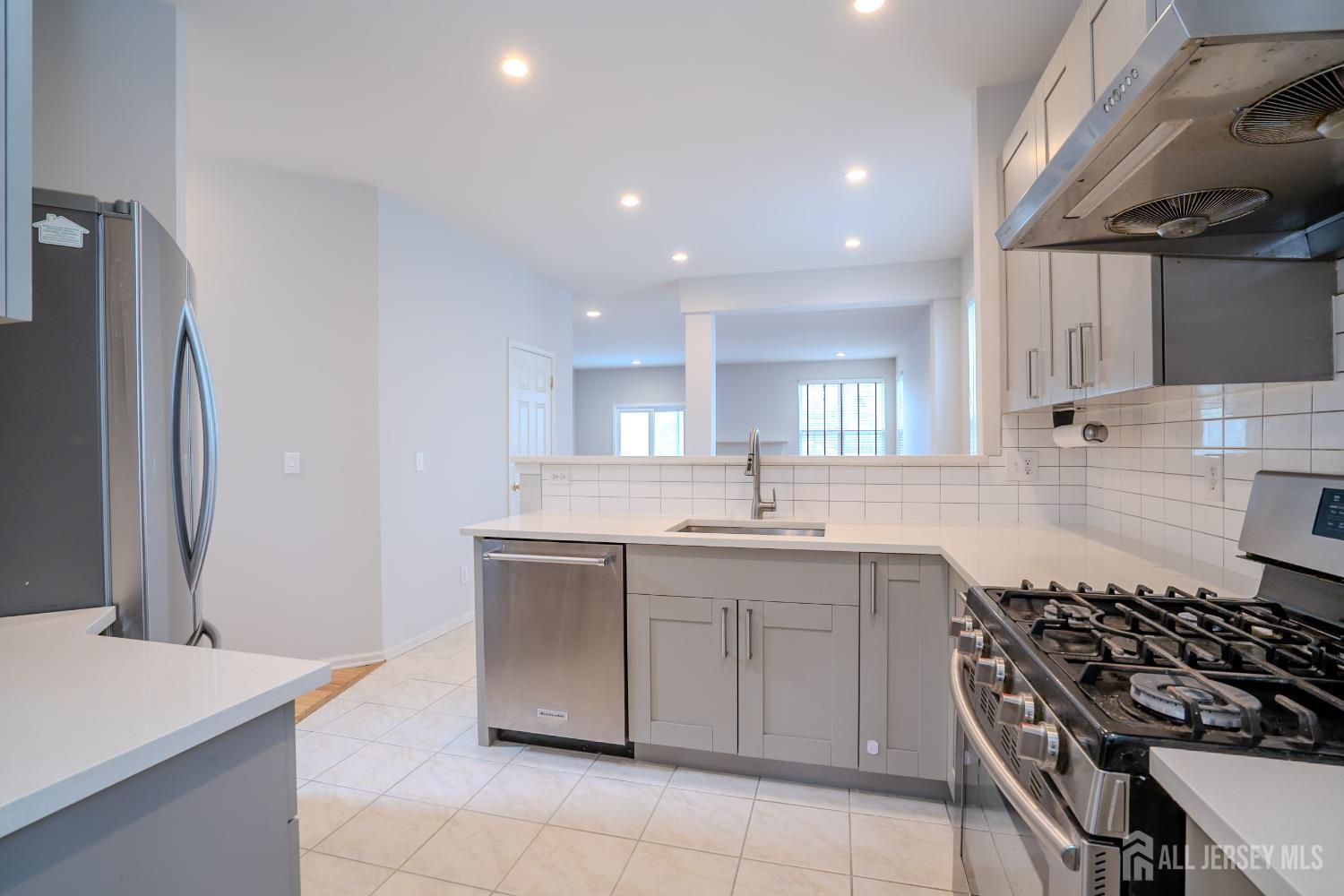 12 Elsie Drive, Plainsboro, New Jersey image 18