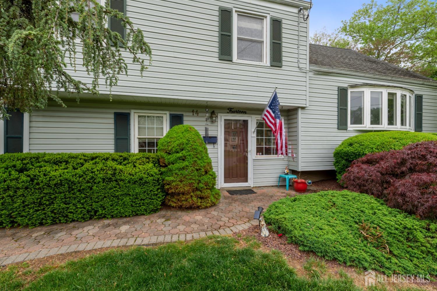 14 Sterling Court, East Brunswick, New Jersey image 2