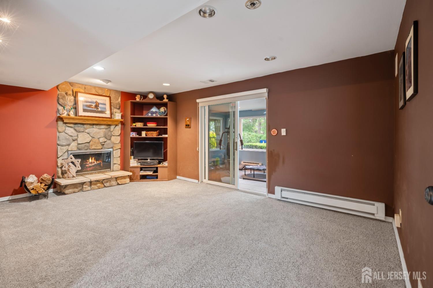 14 Sterling Court, East Brunswick, New Jersey image 15
