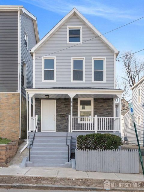 Homes For Sale - 125 Brookside Avenue<br/> Essex County, Irvington, NJ 07111