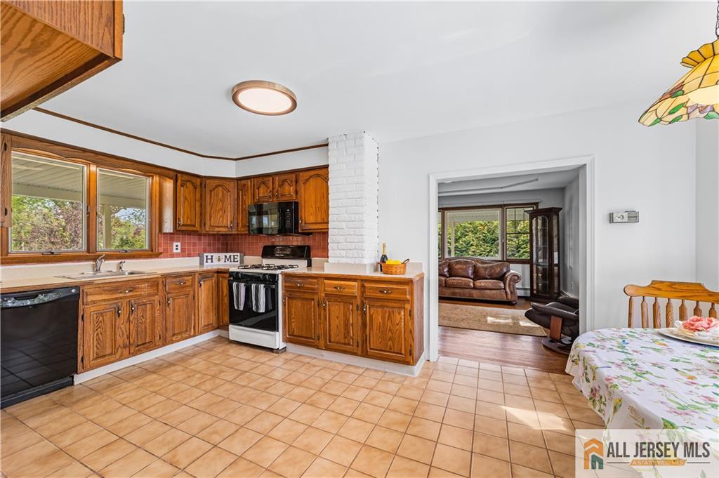 226 Gravel Hill Road, Monroe Township, New Jersey image 10