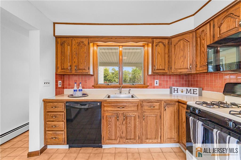 226 Gravel Hill Road, Monroe Township, New Jersey image 9