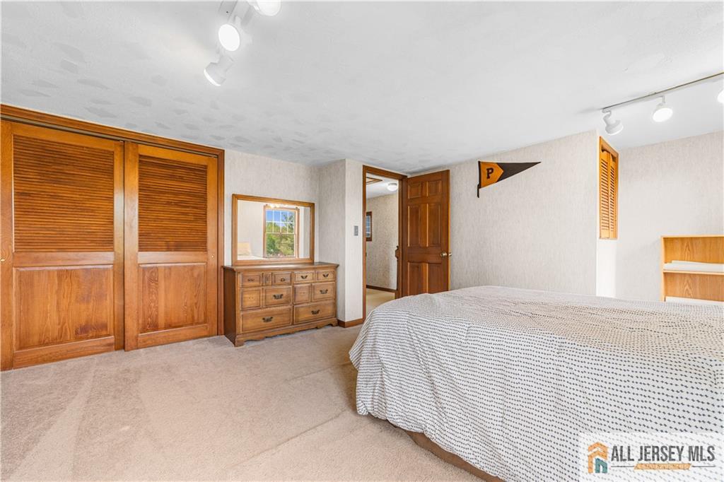 226 Gravel Hill Road, Monroe Township, New Jersey image 17