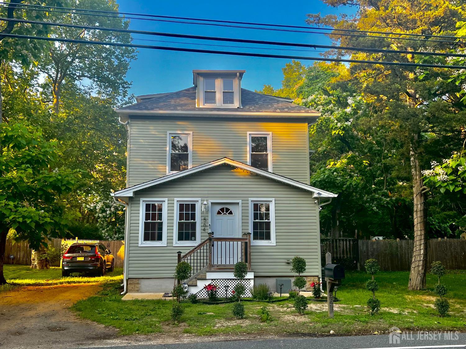 564 Marlboro Road, Old Bridge, New Jersey image 1