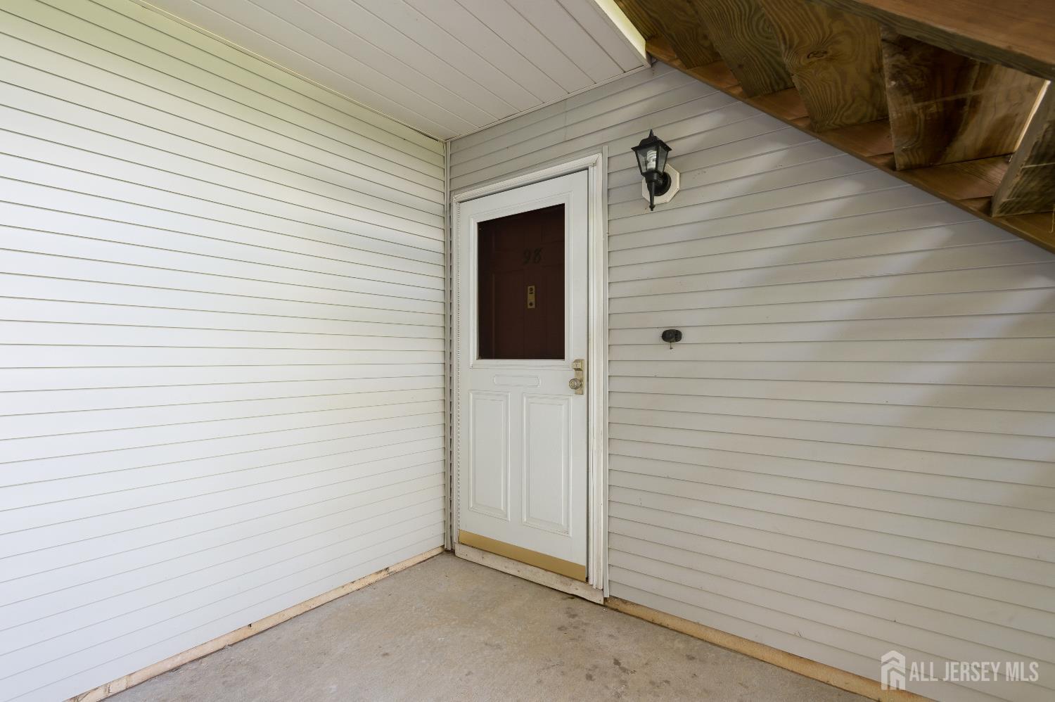 East Brunswick, New Jersey 08816, United States, 1 Bedroom Bedrooms, ,1 BathroomBathrooms,Residential,Active,153392