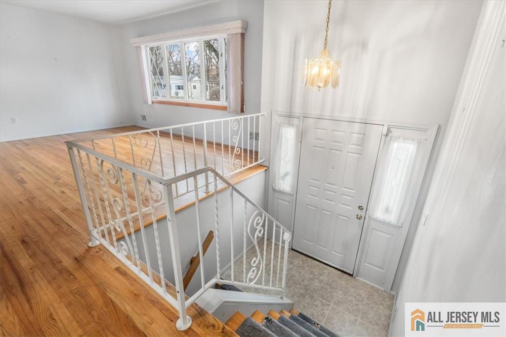 7 Chestnut Drive, Matawan, New Jersey image 3