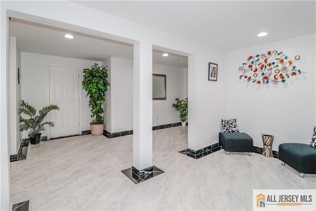 11 Markham Circle, Old Bridge, New Jersey image 38