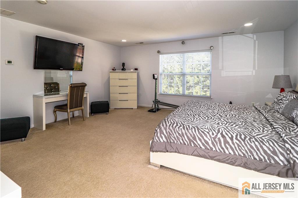 11 Markham Circle, Old Bridge, New Jersey image 20