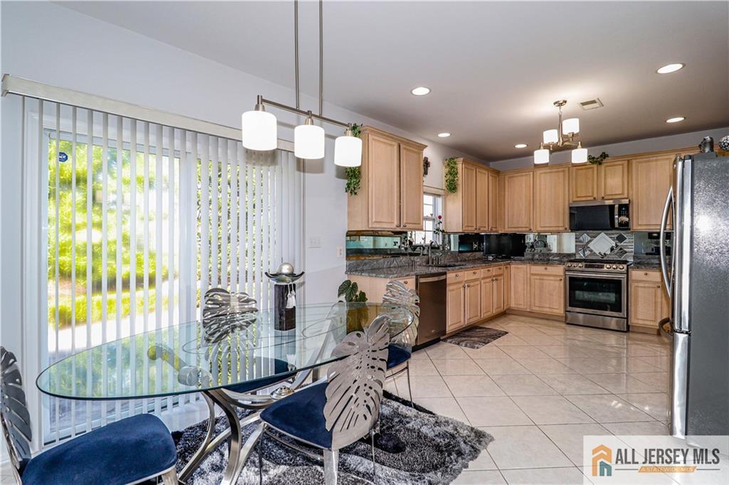 11 Markham Circle, Old Bridge, New Jersey image 12