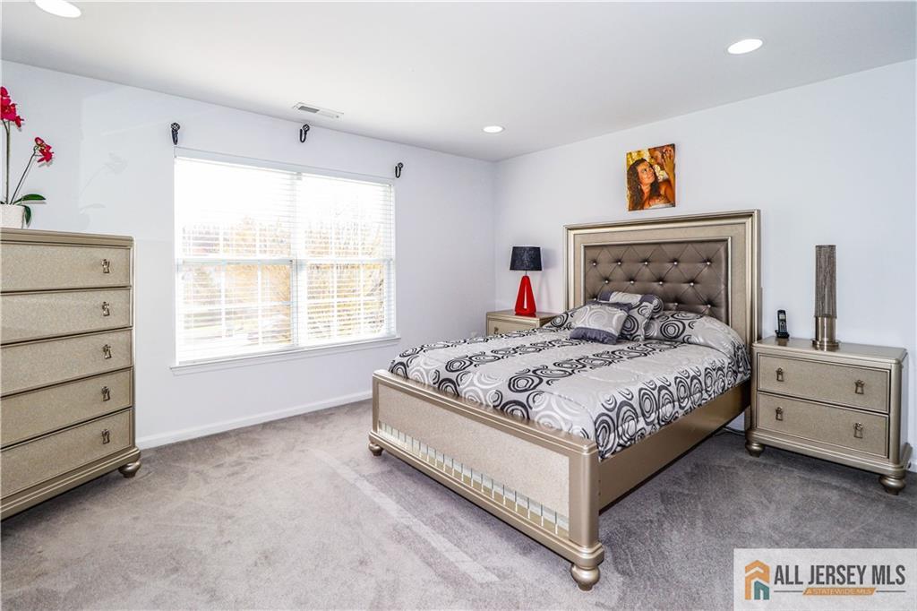 11 Markham Circle, Old Bridge, New Jersey image 25