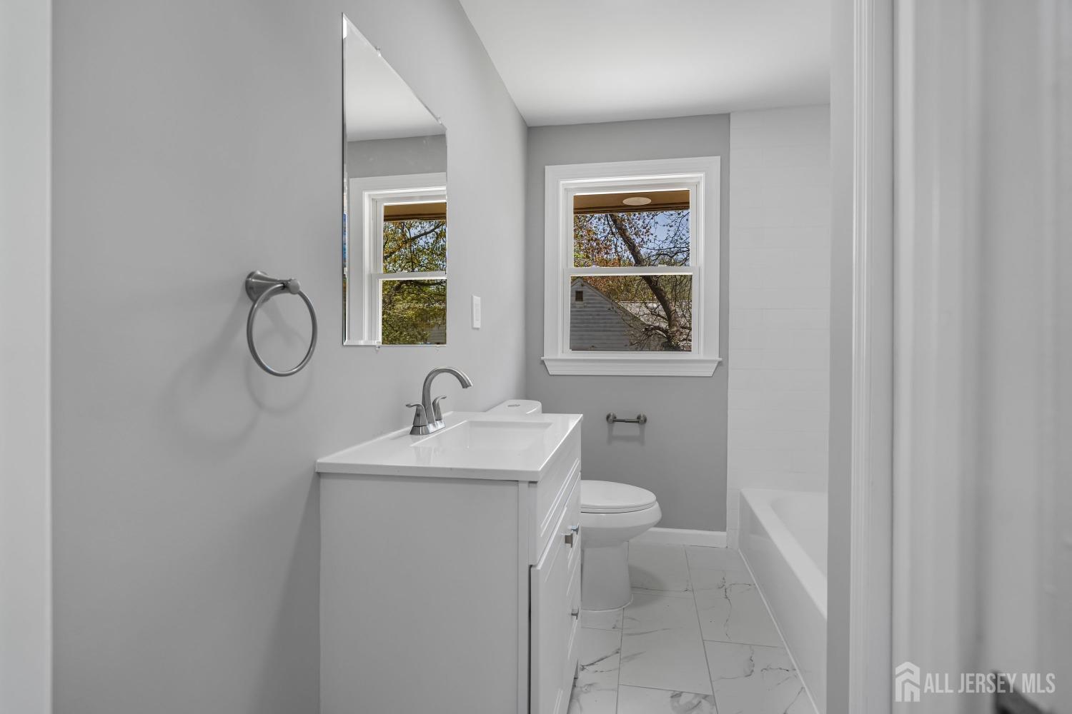 569 Holmdel Road, Hazlet, New Jersey image 16