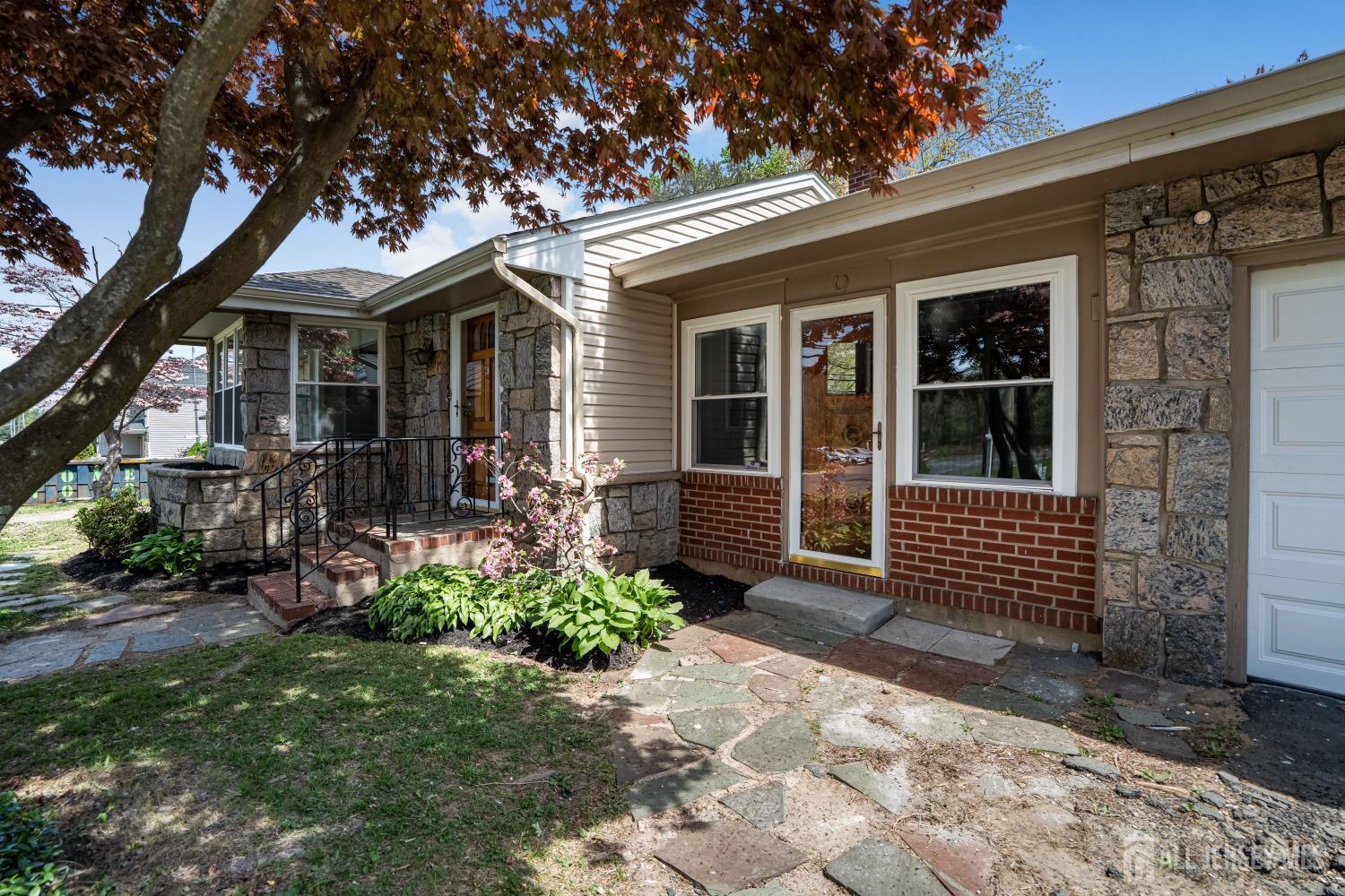 569 Holmdel Road, Hazlet, New Jersey image 3