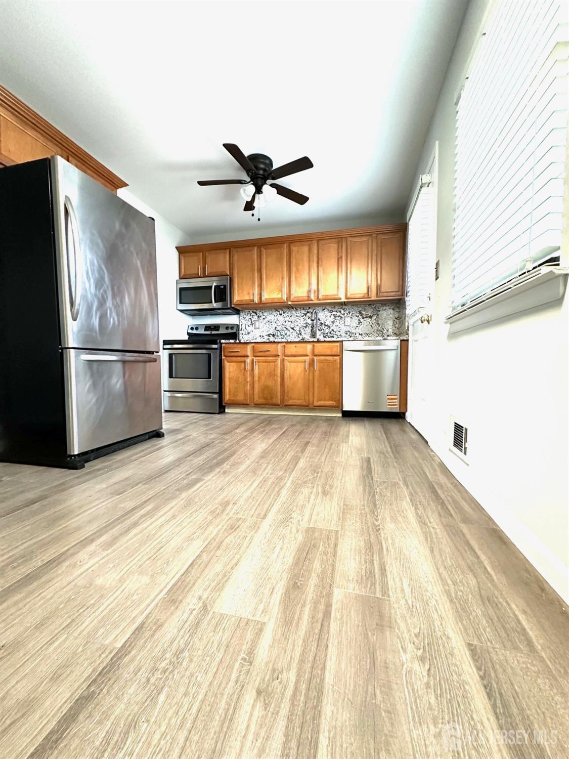 6 Village Green Way, Hazlet, New Jersey image 11