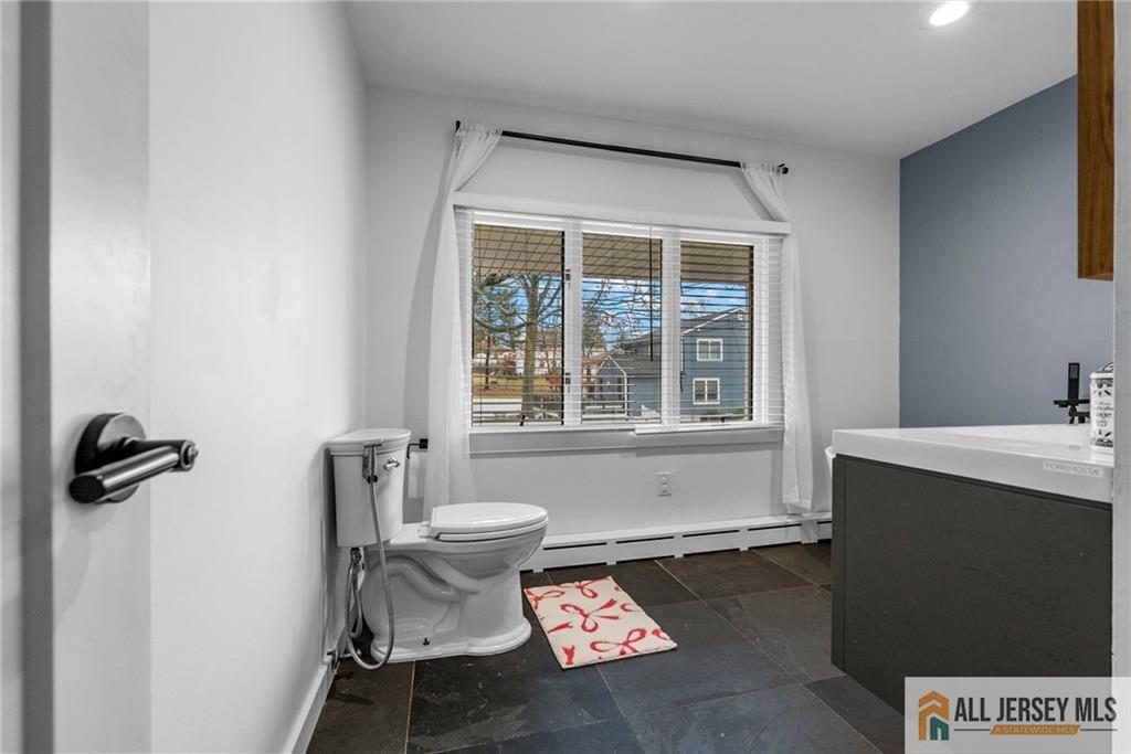 205 Continental Avenue, Colonia, New Jersey image 28