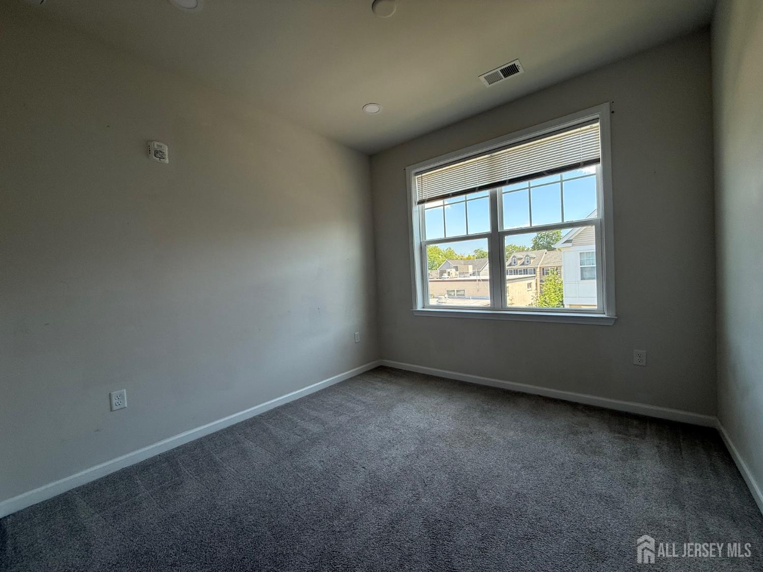 307 Dickson Court, Highland Park, New Jersey image 17