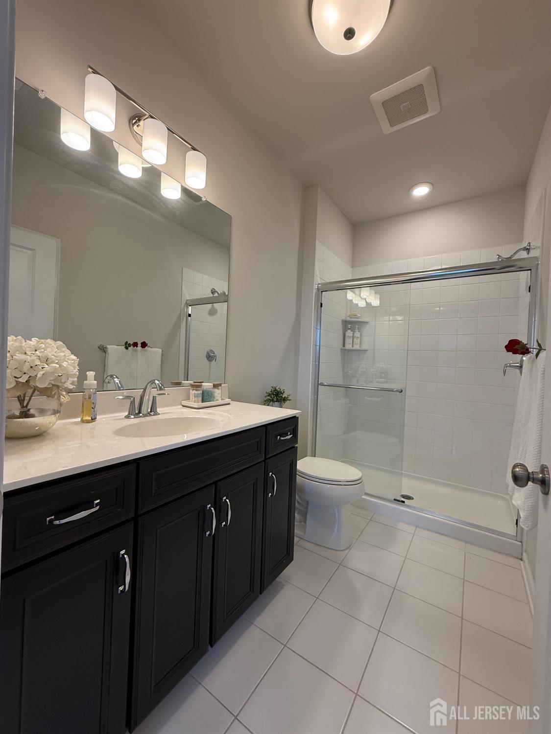 307 Dickson Court, Highland Park, New Jersey image 16