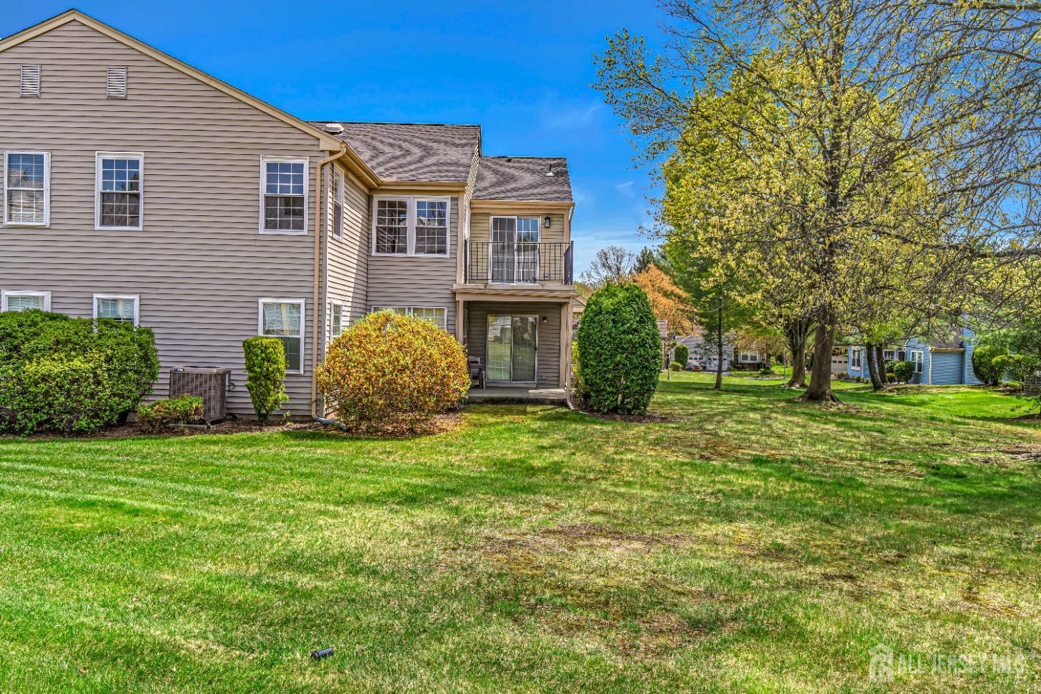 3 Bristol Court #D, Monroe Township, New Jersey image 3