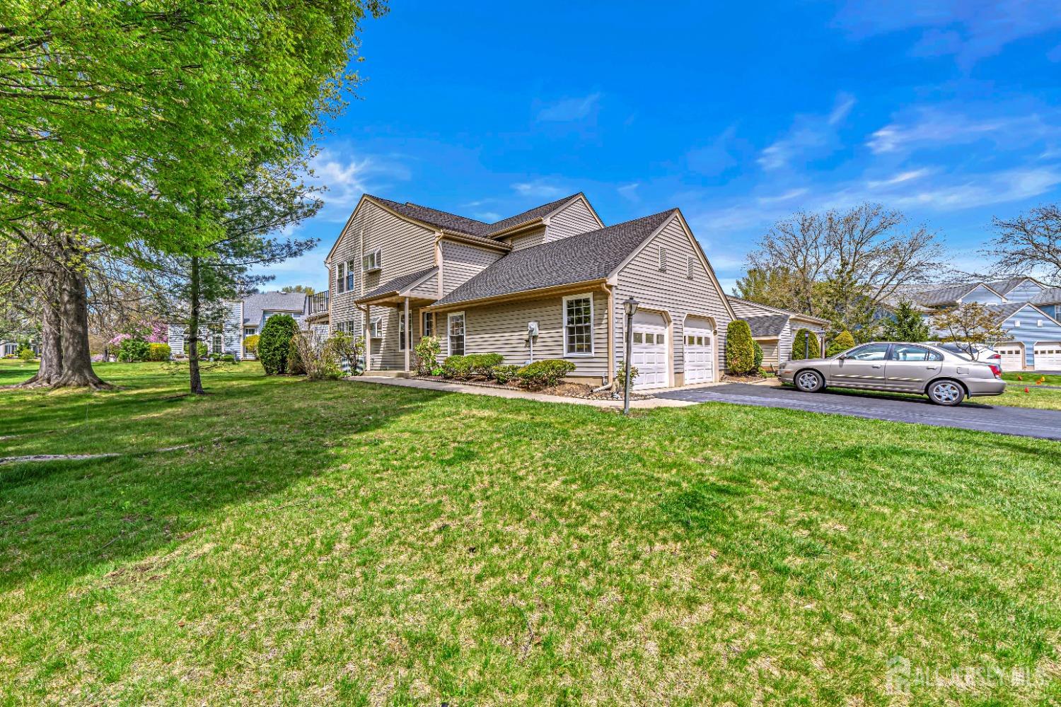 3 Bristol Court #D, Monroe Township, New Jersey image 2