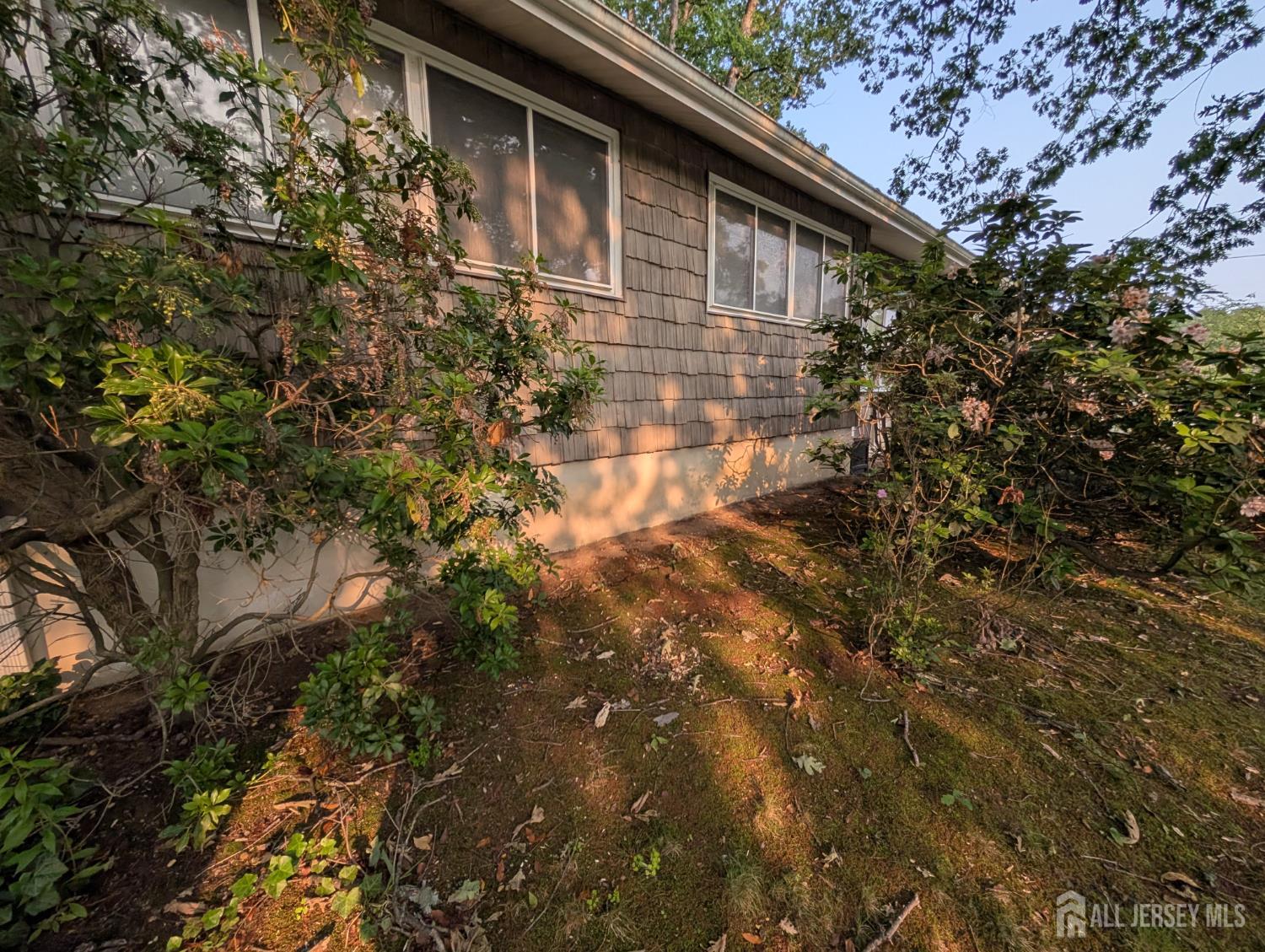 28 Tanglewood Lane, East Brunswick, New Jersey image 28