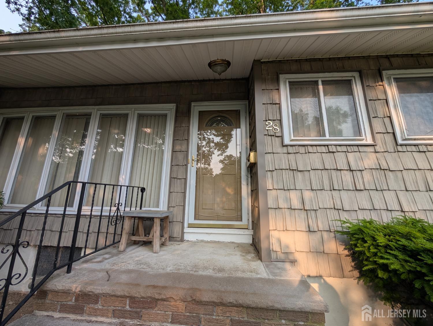 28 Tanglewood Lane, East Brunswick, New Jersey image 2