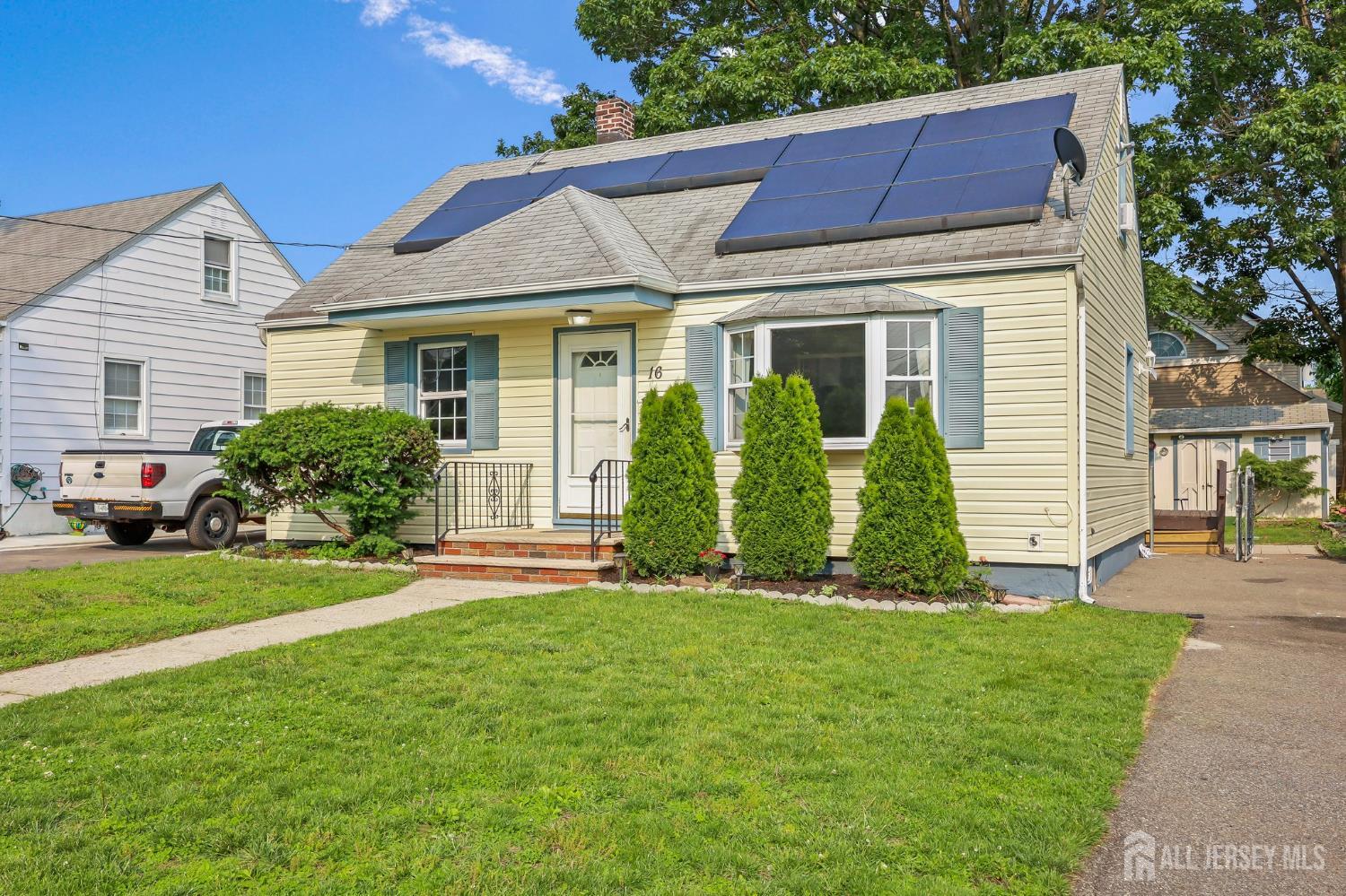 16 Wagner Street, Fords, New Jersey image 2