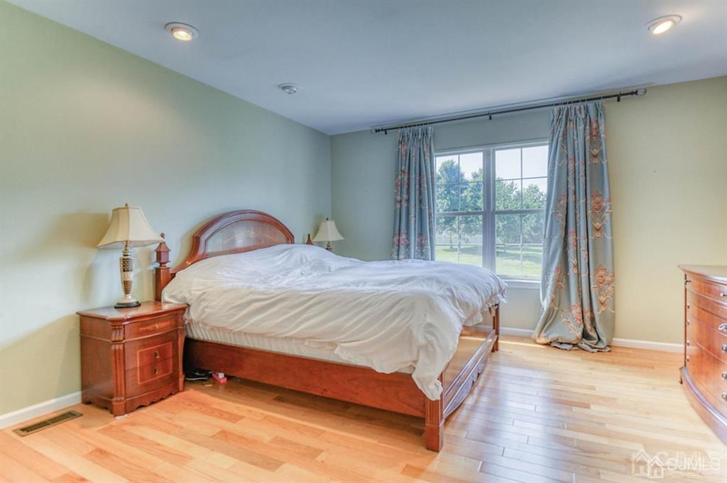 18 Bucknell Drive, East Brunswick, New Jersey image 13