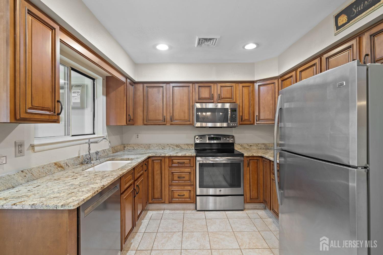 620 Deal Road #620A, Monroe Township, New Jersey image 17