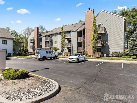 Condo For Sale - 1913 Ravens Crest Drive<br/> Plainsboro, NJ 08536