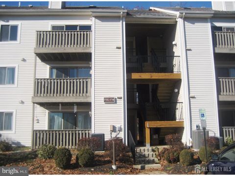 Condo For Sale - 1707 Aspen Drive<br/> Plainsboro, NJ 08536