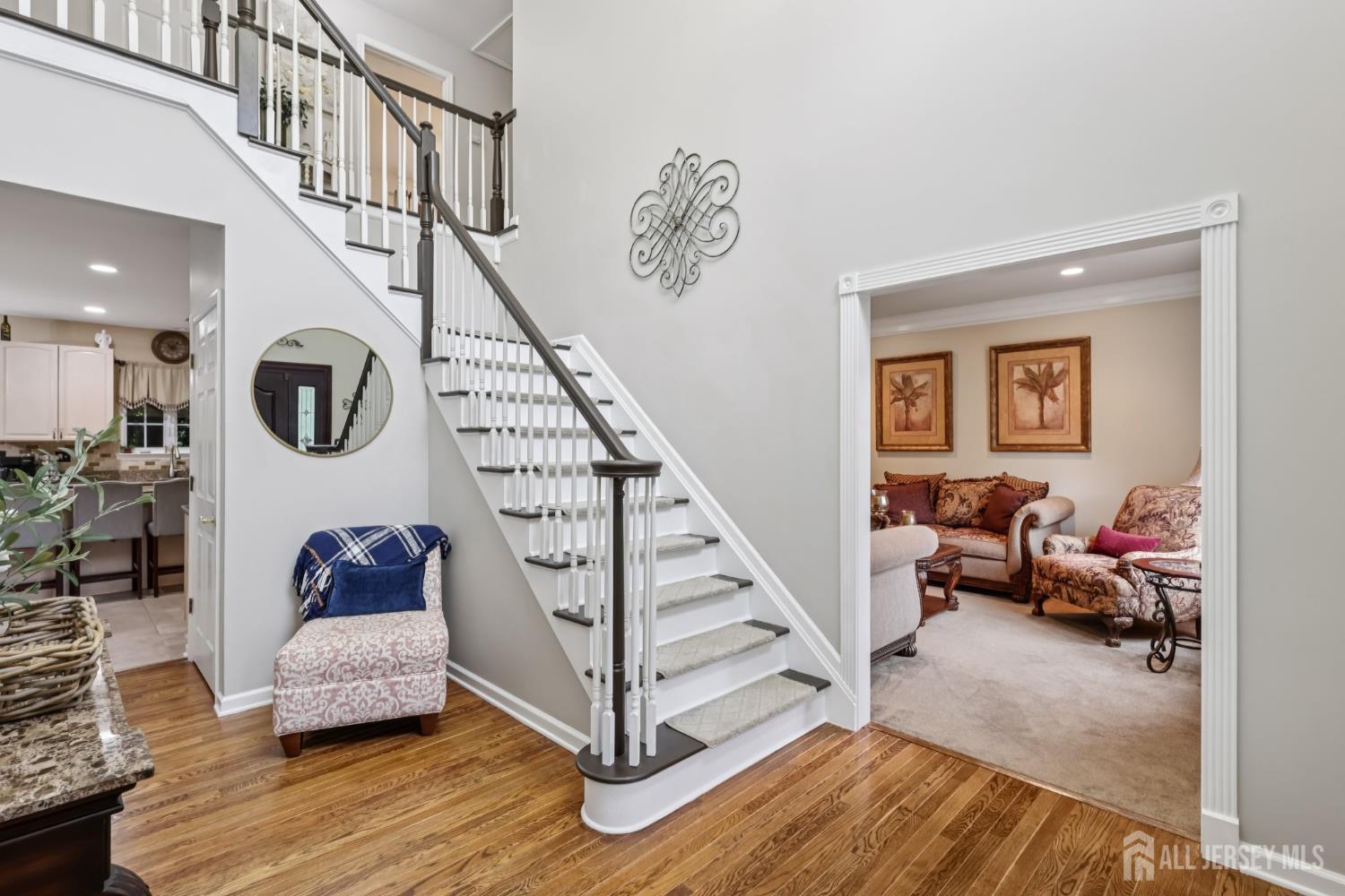 Franklin Twsp, New Jersey 08540, United States, 4 Bedrooms Bedrooms, ,4 BathroomsBathrooms,Residential,Active,162684