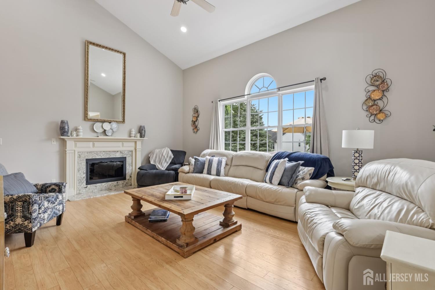 Franklin Twsp, New Jersey 08540, United States, 4 Bedrooms Bedrooms, ,4 BathroomsBathrooms,Residential,Active,162684