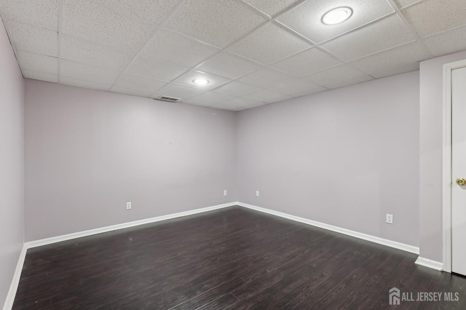 Franklin Twsp, New Jersey 08540, United States, 4 Bedrooms Bedrooms, ,4 BathroomsBathrooms,Residential,Active,162684