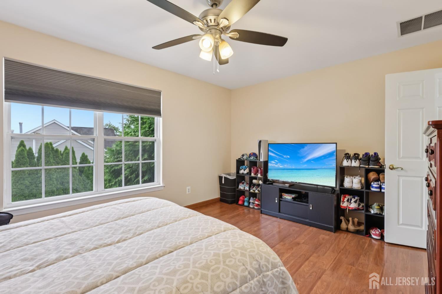 Franklin Twsp, New Jersey 08540, United States, 4 Bedrooms Bedrooms, ,4 BathroomsBathrooms,Residential,Active,162684