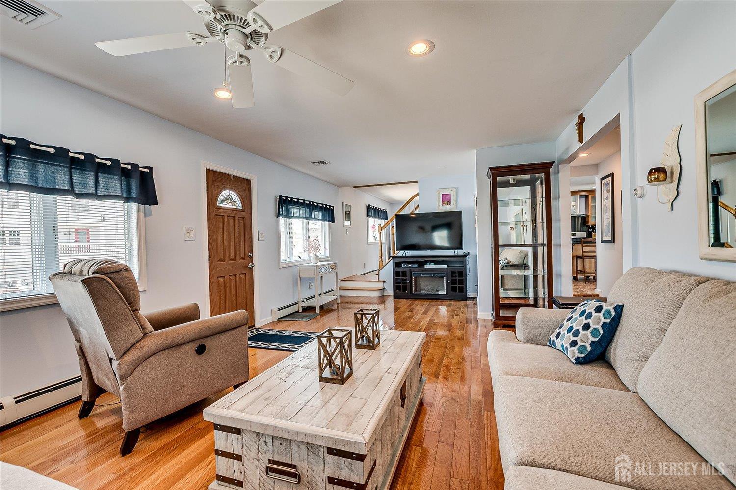 628 Goose Place, Toms River, New Jersey image 16