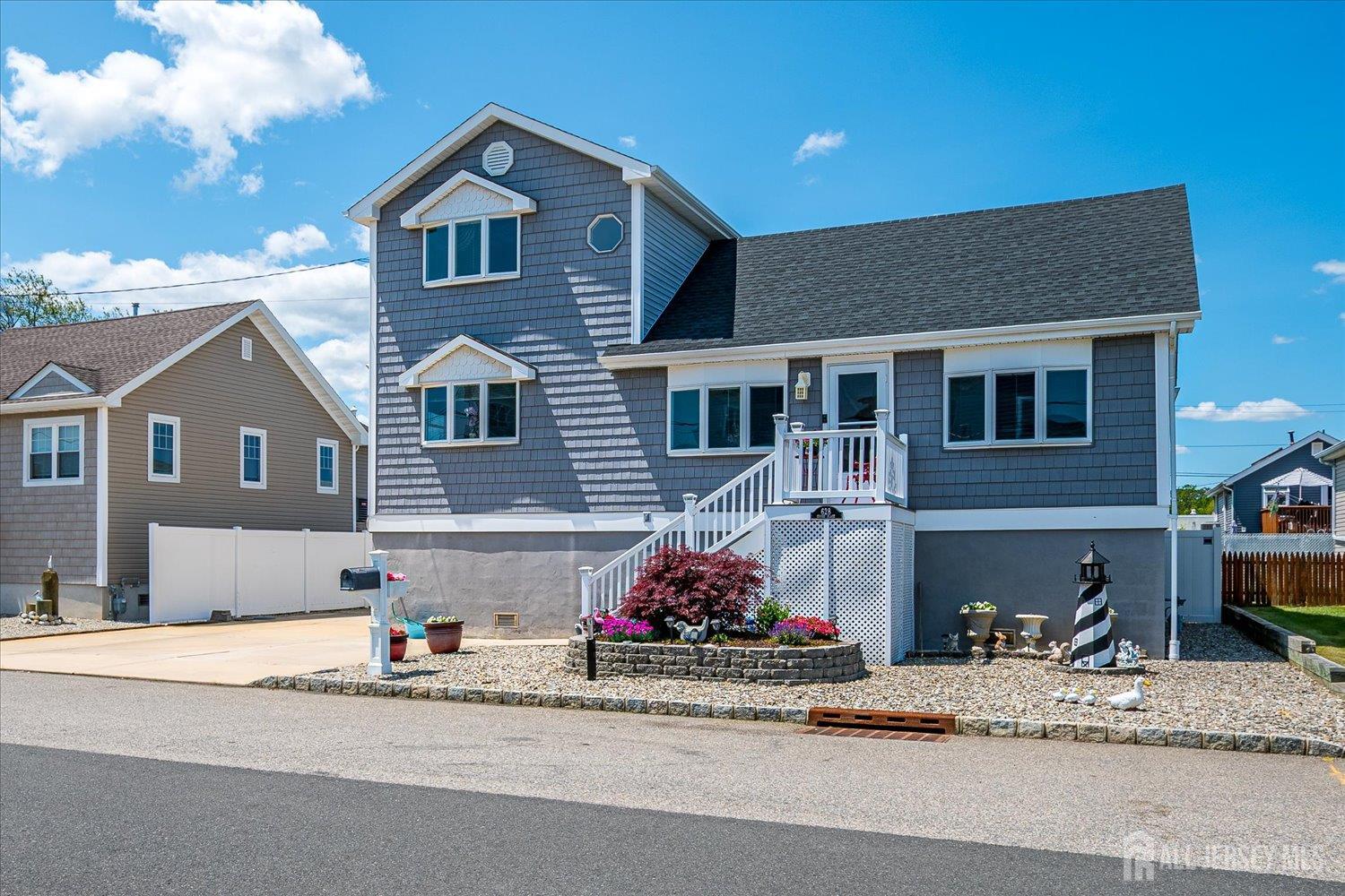 628 Goose Place, Toms River, New Jersey image 2