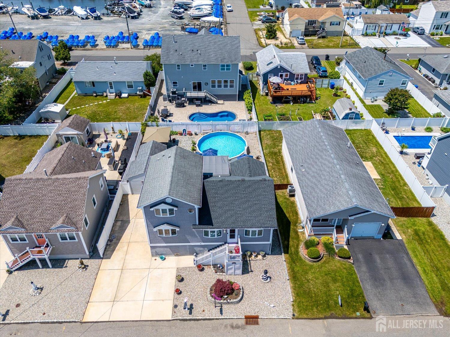 628 Goose Place, Toms River, New Jersey image 5