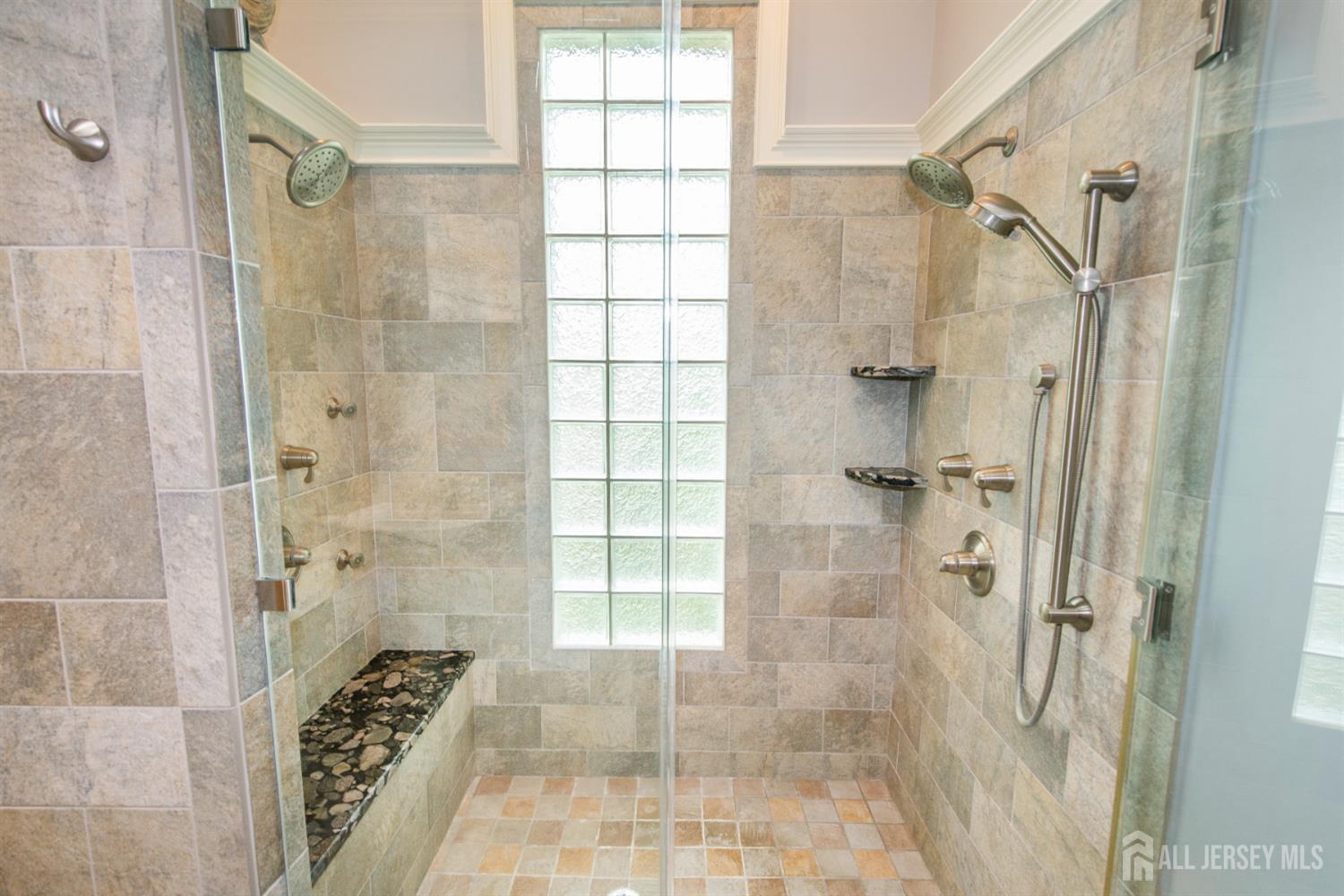 13 Clinton Avenue, Edison, New Jersey image 27