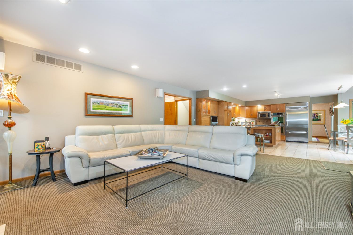 13 Clinton Avenue, Edison, New Jersey image 15