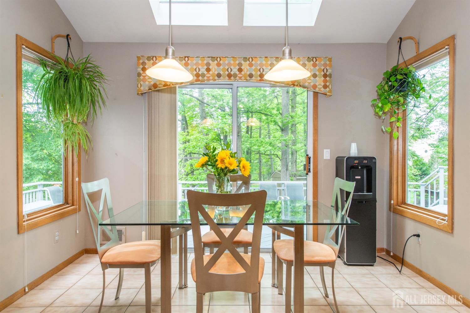 13 Clinton Avenue, Edison, New Jersey image 19