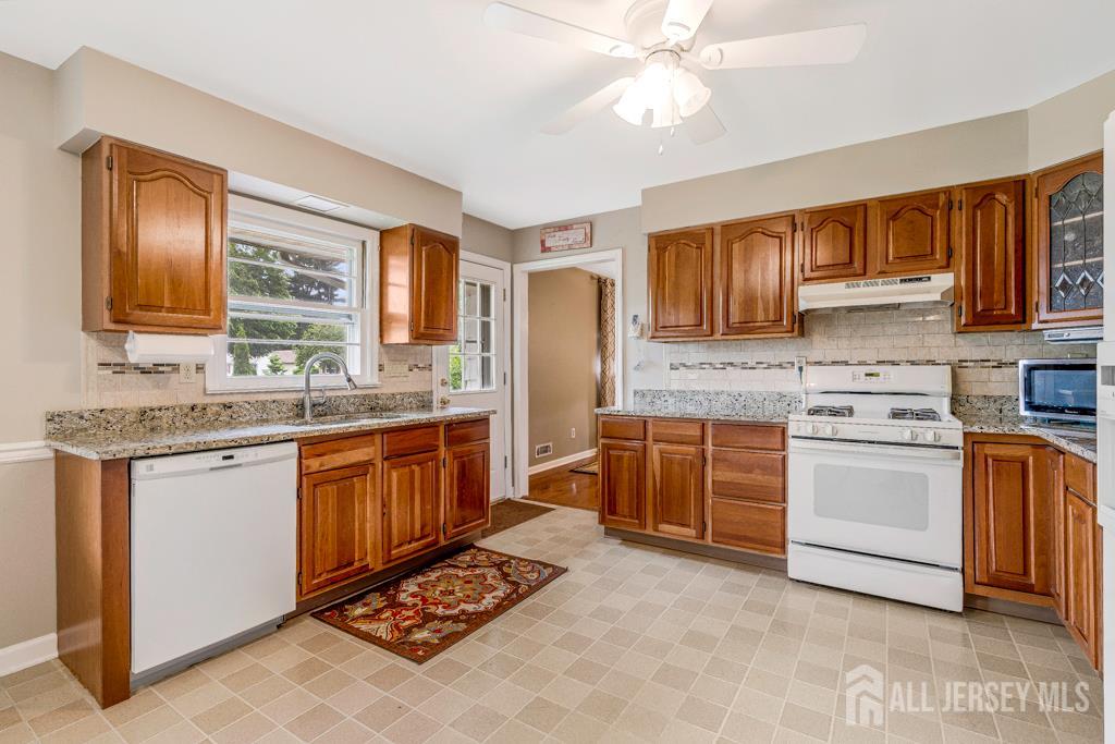 1010 Dorn Avenue, Middlesex, New Jersey image 10