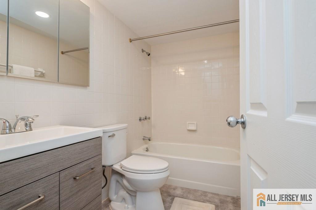 30 S Adelaide Avenue #2L, Highland Park, New Jersey image 38