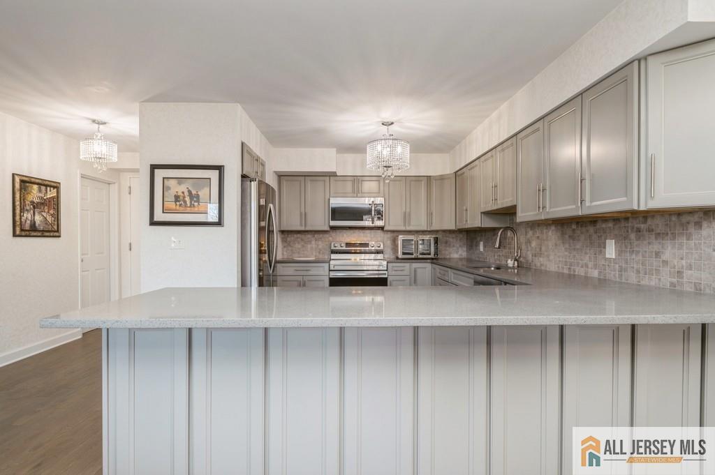 30 S Adelaide Avenue #2L, Highland Park, New Jersey image 15