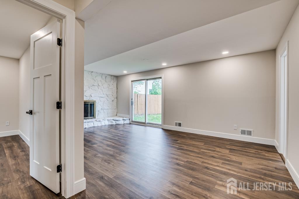 3 Birch Road, Edison, New Jersey image 24