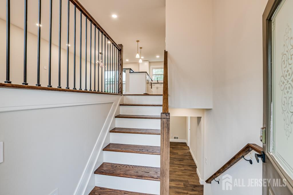 3 Birch Road, Edison, New Jersey image 2