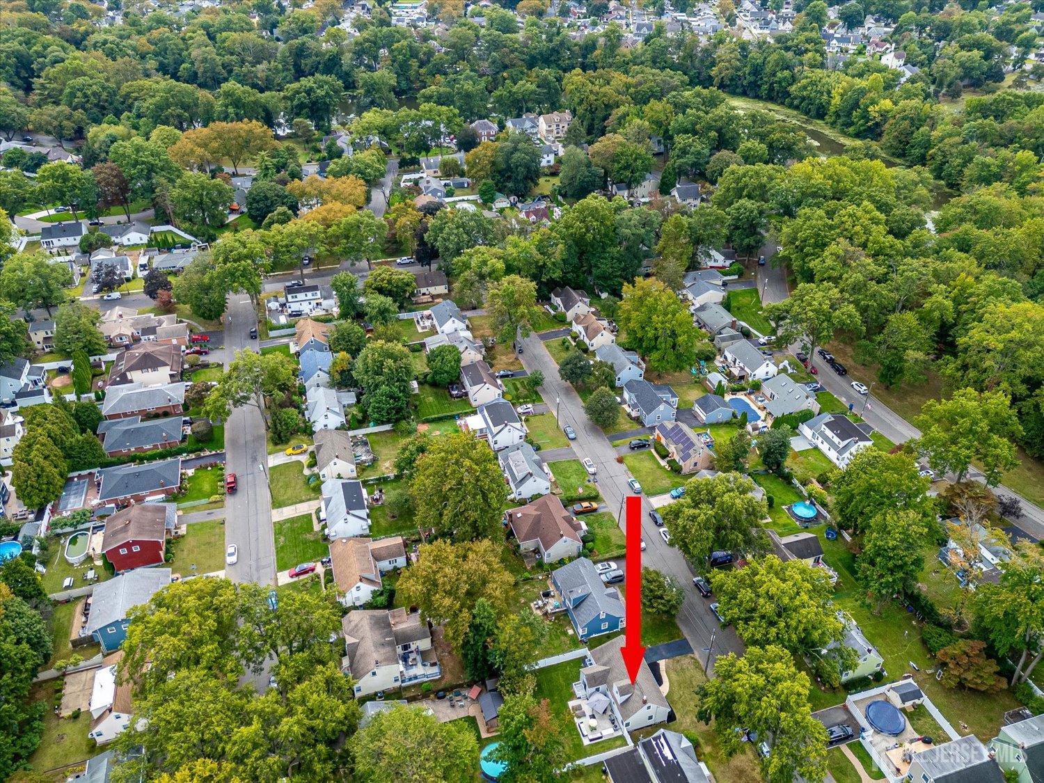 Rahway, New Jersey 07065, United States, 4 Bedrooms Bedrooms, ,2 BathroomsBathrooms,Residential,Active,240393