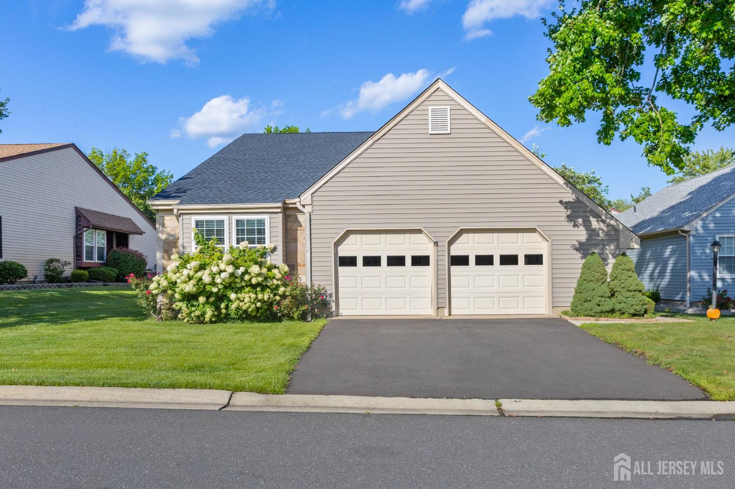 5 Thomas Paine Drive