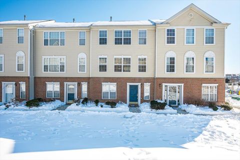 Condo For Sale - 3 Kosmoski Terrace<br/> Sayreville, NJ 08859